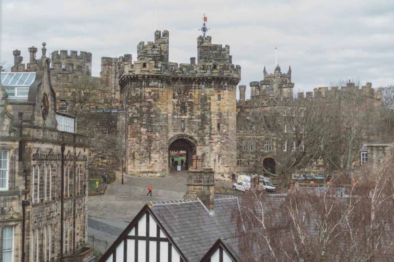 The Royal Kings Arms Hotel Lancaster Buitenkant foto